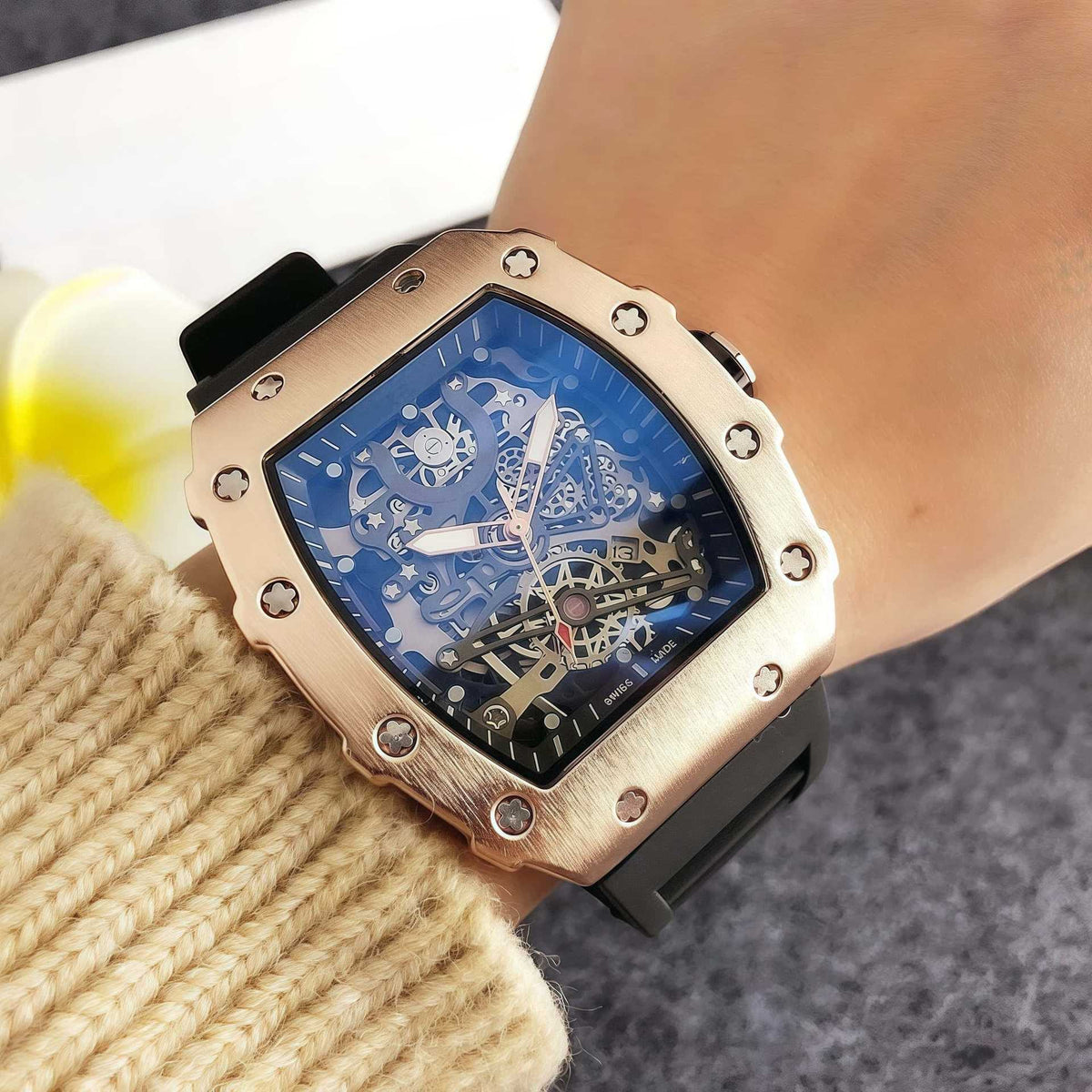 Men's Racing Sport Watch – Multi-Color Silicone Strap